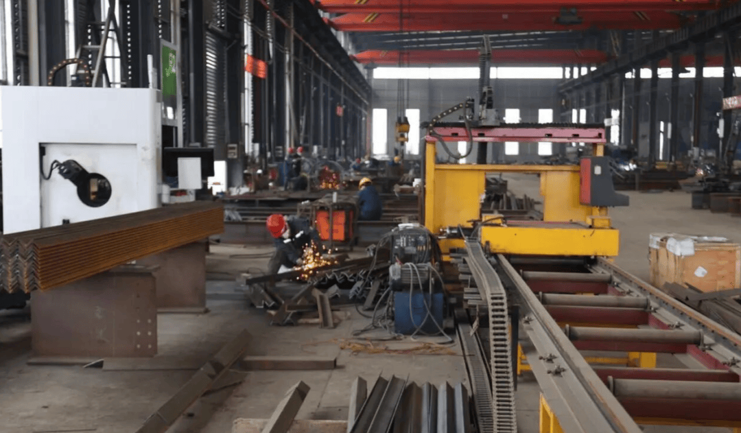 嘉魚鋼構(gòu)新紀(jì)元 年產(chǎn)能1萬噸，產(chǎn)值1.3億元的機(jī)電工程設(shè)備生產(chǎn)基地